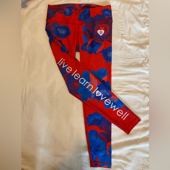 Peloton Pants - RARE Peloton Emma Lovewell Leggings